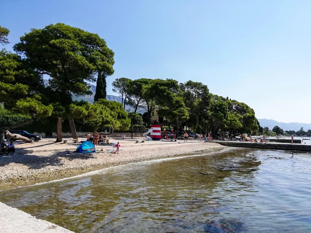 Apartment Sara Kastela Croatia