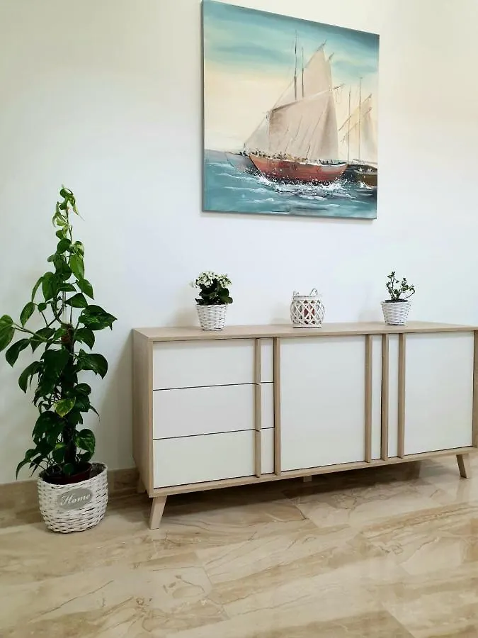 Apartment Sara Kastela Croatia